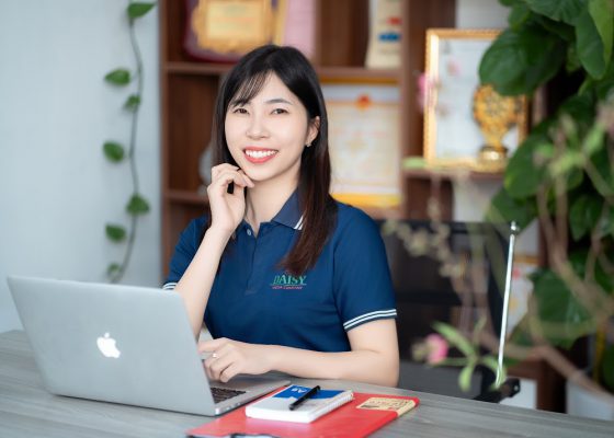 Mrs. Ngọc Tú